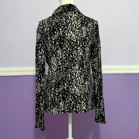 Nicole Miller Black Spotted Surplice Long Sleeve Fitted Elegant Career Top - Picture 6 of 9